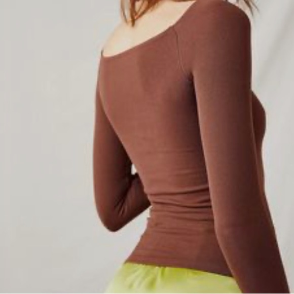 Free People Intimately Off The Shoulder Long Sleeve Chocolate Merlot XS/S NWOT - Picture 3 of 3